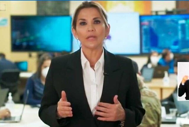 Áñez: "El virus seguirá llevándose más vidas, sobre todo si no nos cuidamos”