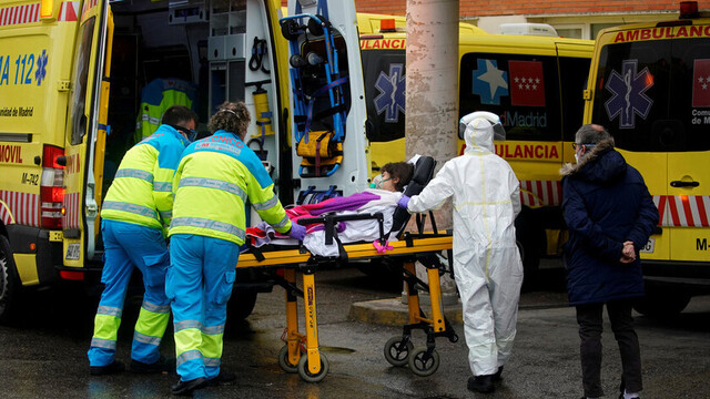 España registra un nuevo máximo de muertes por coronavirus en 24 horas