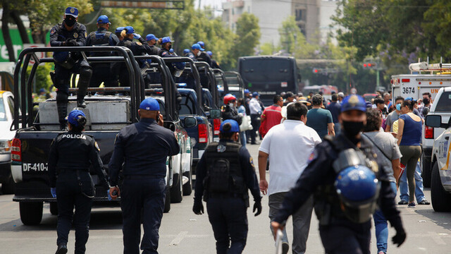 ¿Bajar salarios a los presidentes para apoyar combate a la pandemia? El debate que recorre América Latina