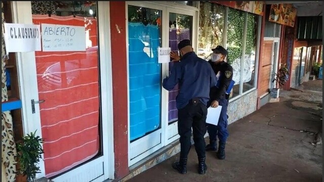 Golpeó a juez que le había  clausurado  el negocio