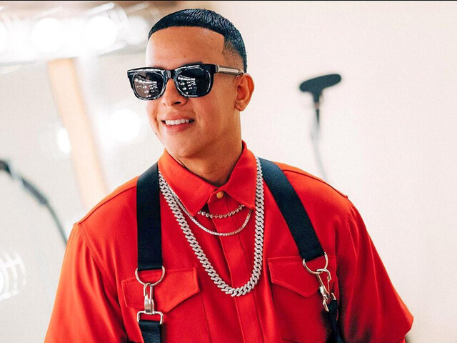 Daddy Yankee  subió una foto cuando era niño