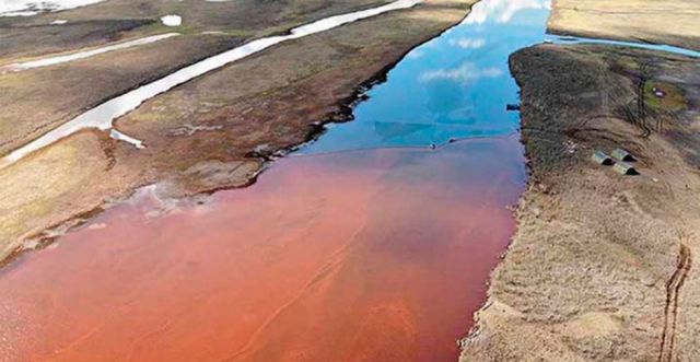 EEUU ofrece ayuda para frenar derrame de petróleo
