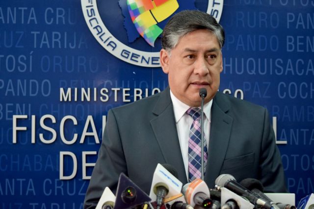 Acusan a Lanchipa de cometer corrupción para llegar al cargo