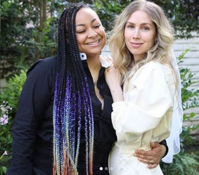 Raven-Symoné se casó en secreto con su novia Miranda Maday