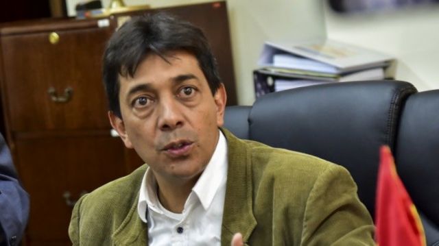 Fiscalía decide citar a Zamora por presunto caso de corrupción en YPFB