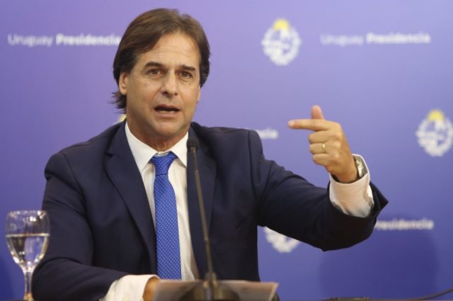 Lacalle defiende medidas frente al covid en Uruguay