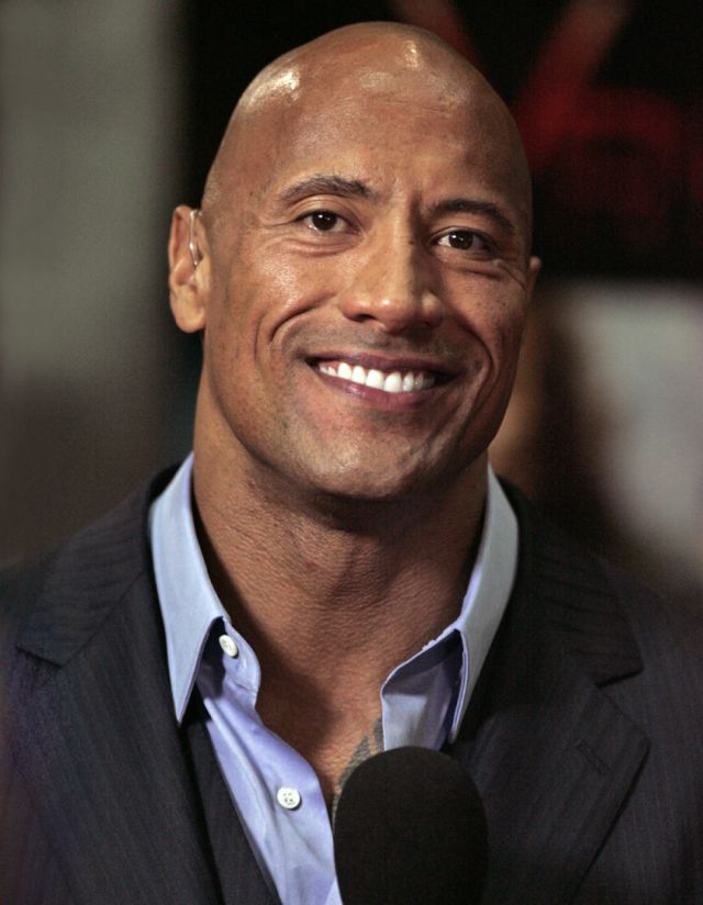 Actor Dwayne Johnson, RedBird se asocian para comprar XFL por 15 millones de dólares