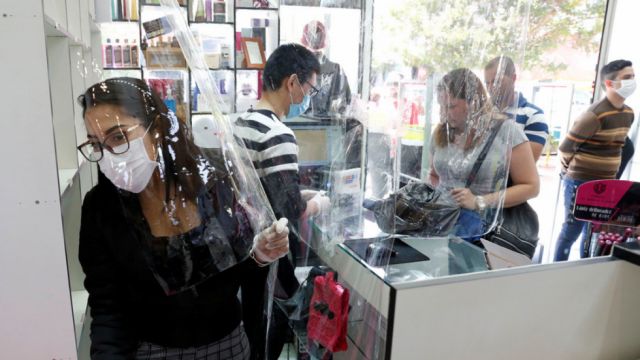 La actividad económica de Chile cayó un 10,7 % interanual en julio