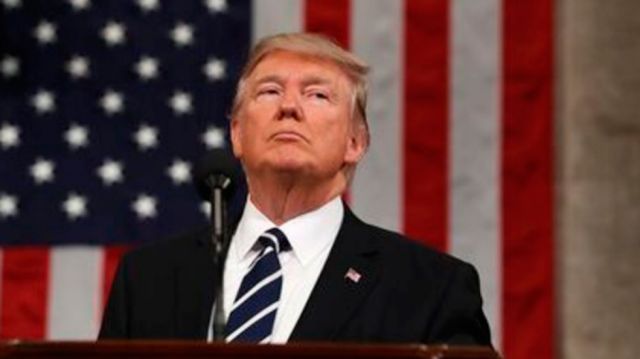 Donald Trump insiste en ir a Kenosha
