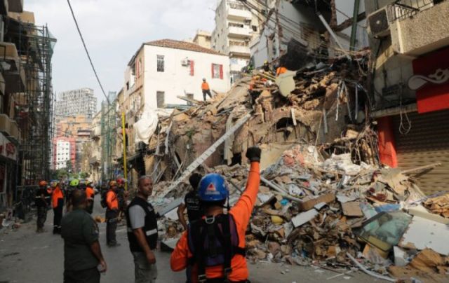 Detectan señales de vida bajo escombros en Beirut, casi un mes después de la explosión