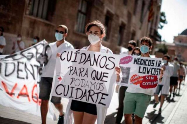 Médicos convocan huelga en Madrid