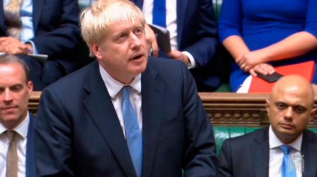 Johnson ataca a UE tras renegar del acuerdo del Brexit