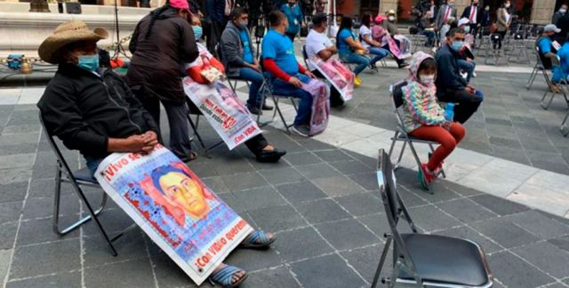 Caso Ayotzinapa, ordenan arresto de militares