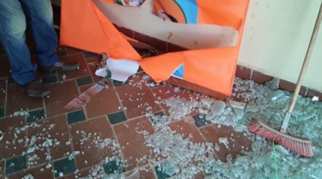 Mesa pide dejar "la violencia" a Morales y Arce