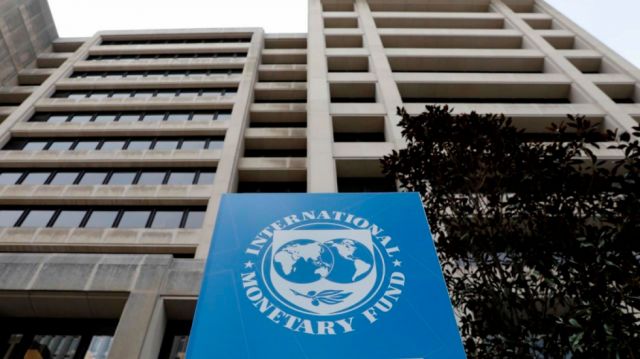 FMI hablará con Argentina sobre deuda en noviembre