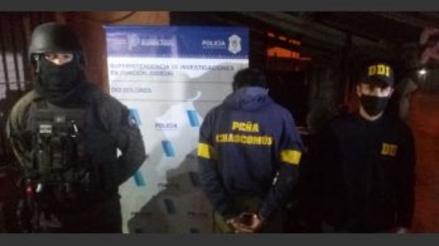 Violó, golpeó y fracturó a su hijastra de 18 meses
