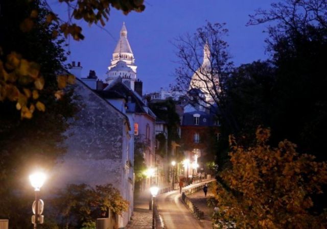 Casos de COVID se acercan al millón en Francia, propagación es más rápida que en primavera boreal