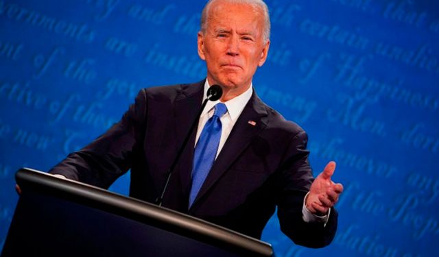 Biden califica de charlatán a Trump