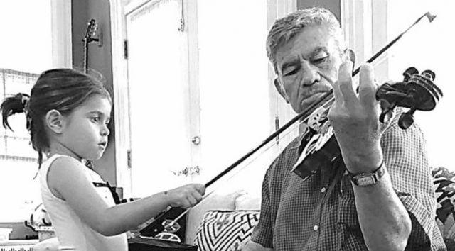 En Memoria de Roberto Barja