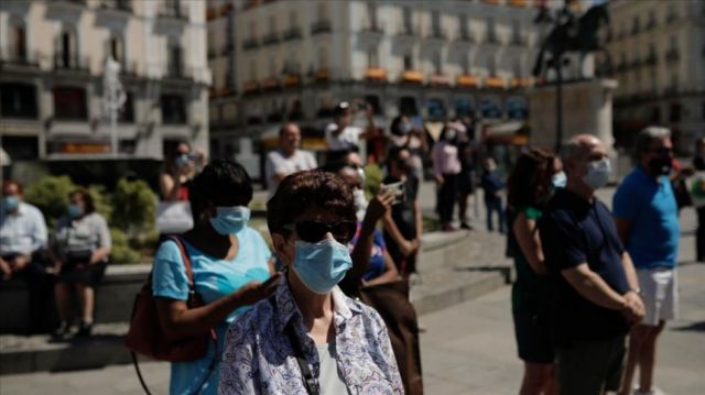 España agrega más de 16.000 positivos de coronavirus y 252 muertes en las últimas 24 horas
