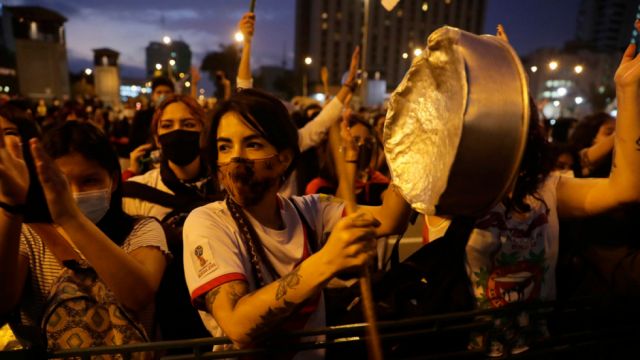 Debate por una nueva Constitución se fortalece en Perú