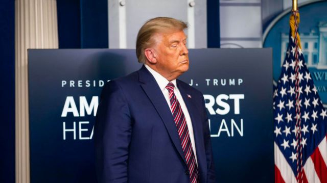 Fiscal opina que Trump debe ser investigado