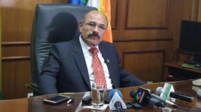 Respiradores: programan declaración de Aníbal Cruz