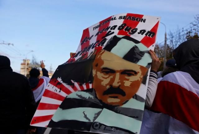 Fuerzas bielorrusas detienen a más de 100 personas