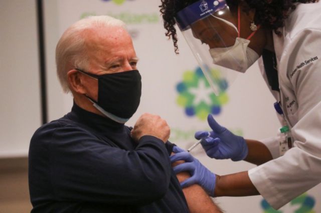 Joe Biden recibió la vacuna Pfizer contra el Covid-19
