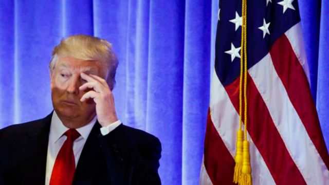 Posible juicio y renuncias, Trump afronta su propio “aislamiento”
