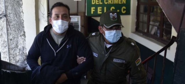 Fiscalía aprehende a 2 jefes policiales por "implantar" pruebas en la gestión de Murillo