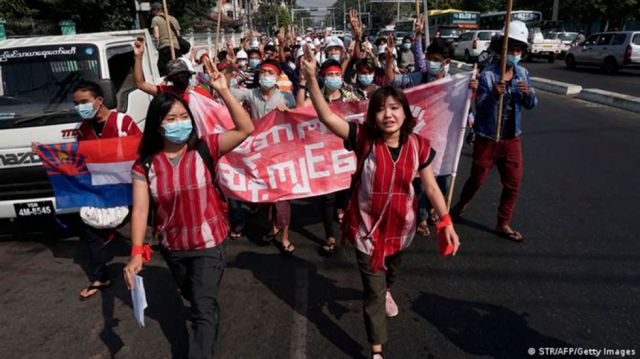 Myanmar: EEUU impone sanciones a hijos de militares