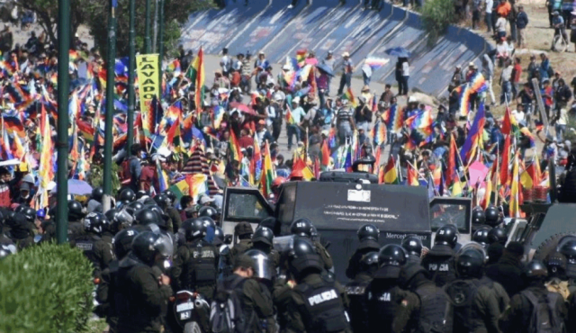 Caso Sacaba: Juez declara en rebeldía y ordena apremio de Murillo, López y Orellana