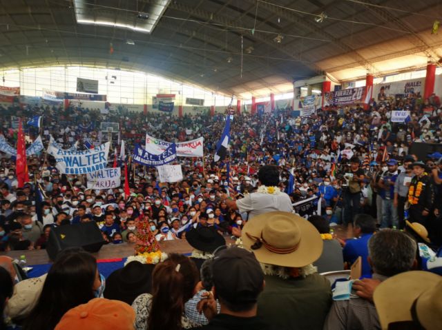 El MAS decide suspender su congreso orgánico