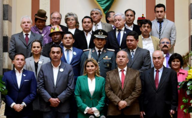 Exministro Huallpa: Áñez tenía un ‘mini-gabinete’