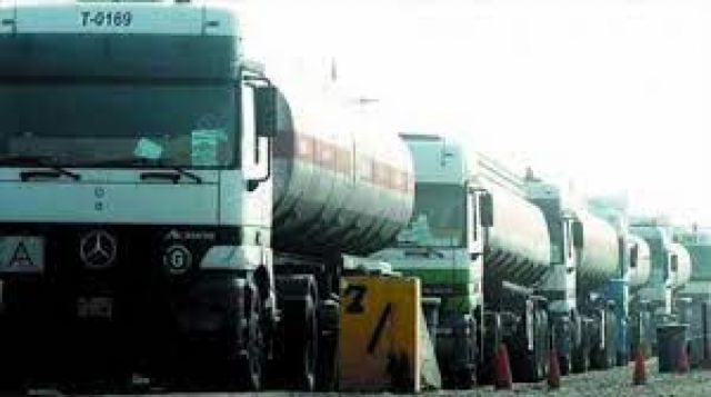 EEUU saquea petróleo de Siria
