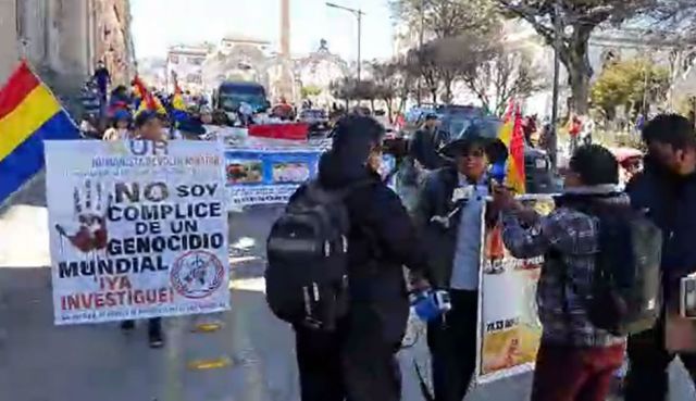 Los ‘antivacunas’ se movilizan en Potosí