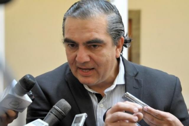 Hugo Siles: el Salar de Uyuni es una reserva fiscal