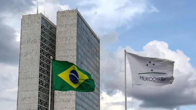 El ministro de Economía de Brasil propone crear una moneda única para el Mercosur