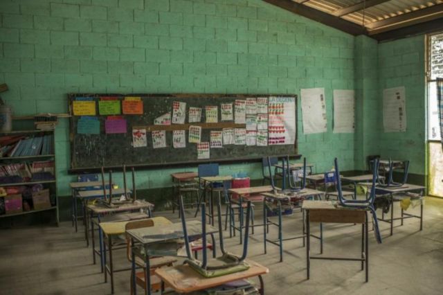 Baja asistencia a las aulas en Chile tras apertura escolar