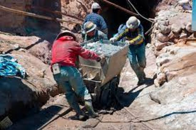 La minería registra repunte de crecimiento del 52,4%