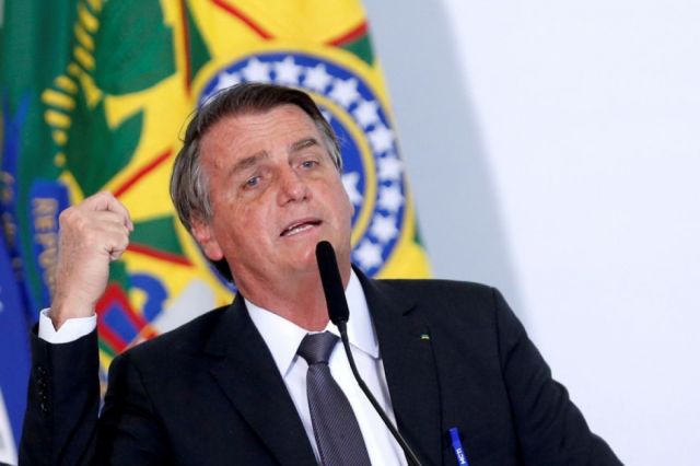 Impiden a Jair Bolsonaro ver un partido de fútbol por no estar vacunado contra el Covid-19