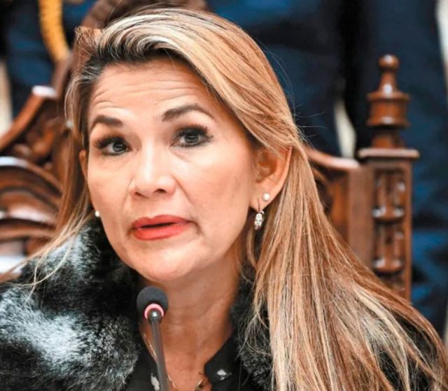 Pedirán que Áñez sea investigada por caso “gases”