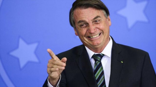 Brasil: acusan a Bolsonaro por delitos en pandemia
