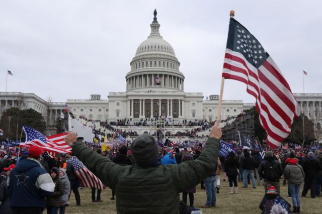 Trump busca quedar impune por asalto al Capitolio