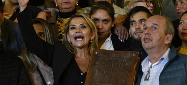 Presentan ante las Naciones Unidas querella contra Áñez y Murillo por delitos de "tortura y violencia" en 2019 y 2020