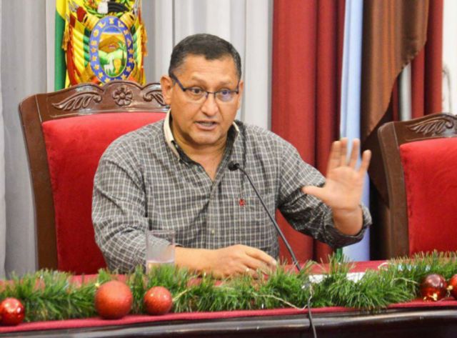 Montes propone modificaciones a la Ley del 1%