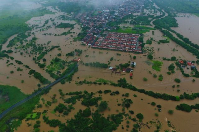 Ascienden a 18 los muertos por fuertes inundaciones en el estado brasileño de Bahía