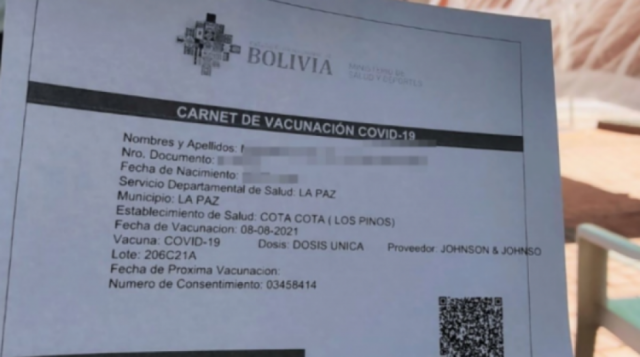 Tras fallas en aplicación anticovid, Salud informa que carnet antiguo estará vigente hasta el 5 de enero