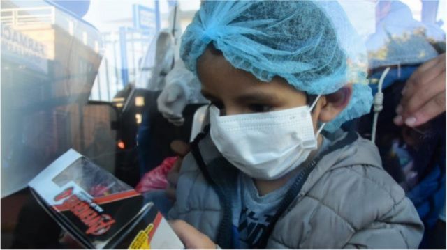 Covid-19: Contagios en niños entre cero a cuatro años se duplicó de diciembre a enero